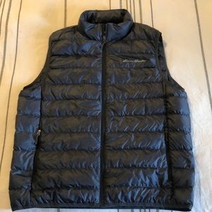 Men’s Large Eddie Bauer Grey Vest